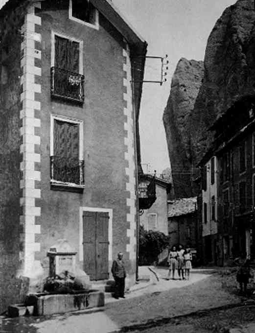 Rue Notre-Dame (rue du Moulin).